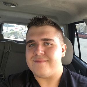 Meet your Posher, Bradley